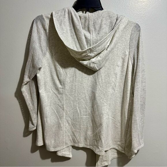 Chico's Light Gray Hooded Cardigan (412) - Picture 4 of 4